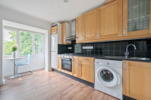 1 bedroom flat for sale, Kingsworthy Close, Kingston Upon Thames, KT1