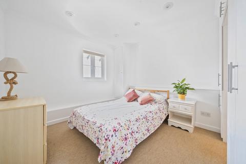 1 bedroom flat for sale, Kingsworthy Close, Kingston Upon Thames, KT1