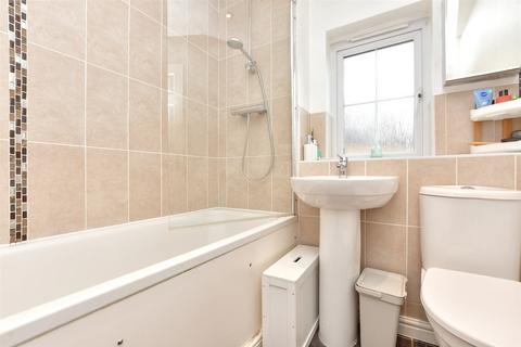 60 Brampton Field, Ditton, Aylesford, ME20 6ED