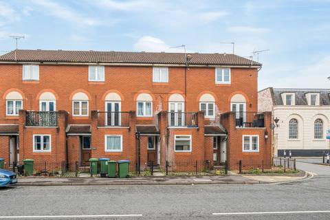 1 bedroom flat for sale, Terminus Terrace, Southampton, Hampshire, SO14