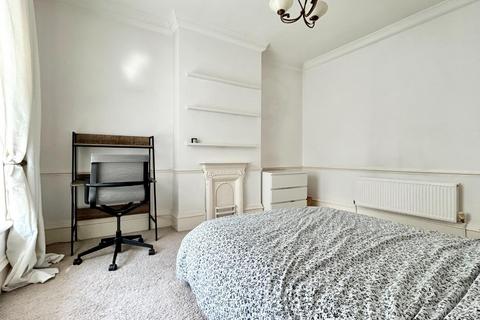 4 Fitzwilliam Street, Wath Upon Dearne, Rotherham, S63 7HF