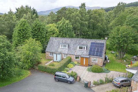 3 bedroom semi-detached house for sale, Dalcroy Crescent, Tummel Bridge PH16