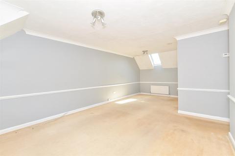 1 bedroom apartment for sale, Church Street, Littlehampton, West Sussex