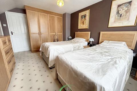 39 Arnold Close, Ribbleton, Preston, PR2 6DX