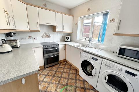 39 Arnold Close, Ribbleton, Preston, PR2 6DX