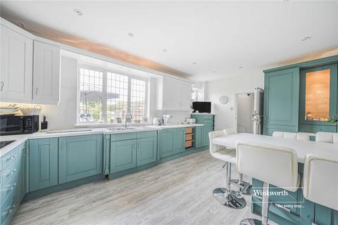 4 bedroom detached house for sale, Marine Drive West, Barton on Sea, New Milton, Hampshire, BH25