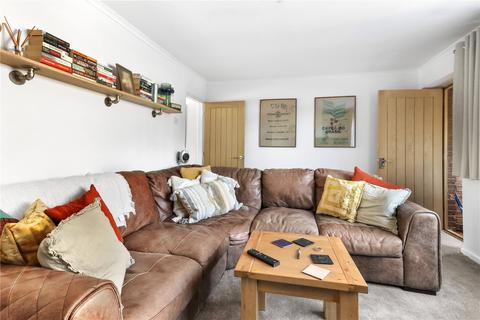 4 Browns Close, Uckfield, TN22 1UL