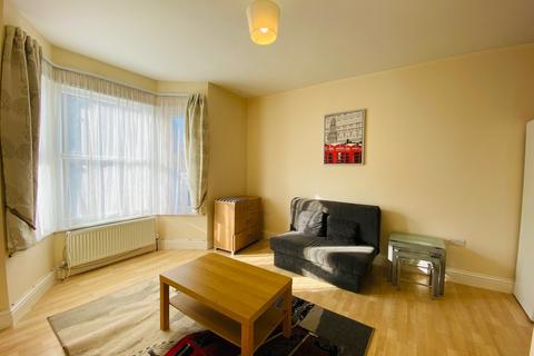 1 bedroom flat to rent, Station Road, Harrow HA1