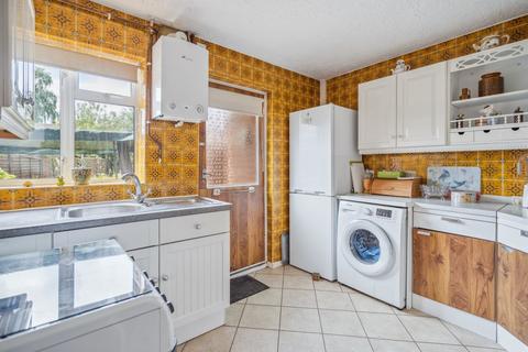 8 Ash Close, Harefield, Uxbridge, UB9 6HB
