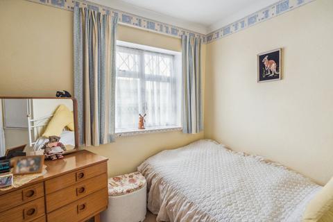 8 Ash Close, Harefield, Uxbridge, UB9 6HB