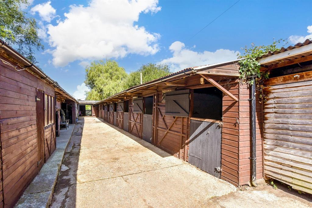 Workshop/Outbuildings