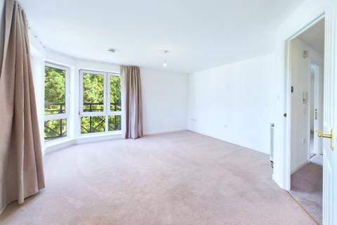 2 bedroom flat to rent, Greenpark, Liberton, Edinburgh, EH17