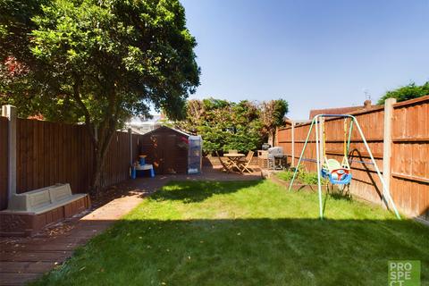 4 Andover Road, Blackwater, Camberley, GU17 0EU