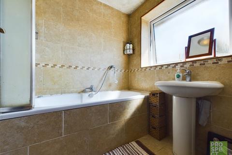 4 Andover Road, Blackwater, Camberley, GU17 0EU