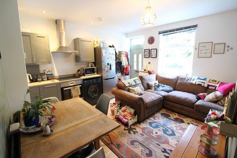 29 Hebden Road, Haworth, Keighley, BD22 8RH