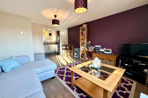 2 bedroom apartment for sale, Park South, Swindon SN3