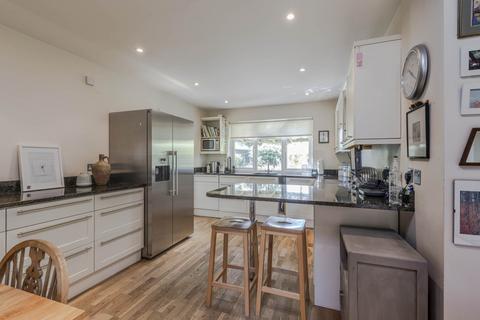 4 bedroom detached house for sale, Broomhill Park Road, Southborough, Tunbridge Wells