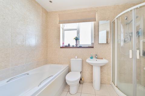 104 Cannonbury Avenue, Pinner, HA5 1TT