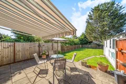 104 Cannonbury Avenue, Pinner, HA5 1TT