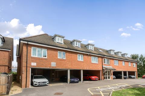 2 bedroom apartment for sale, Station Road, Park Gate, Hampshire, SO31