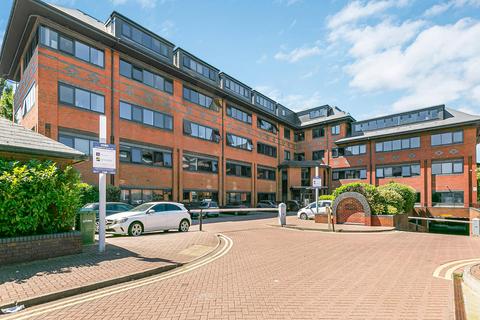 1 bedroom flat for sale, Abbey View, Everard Close, St Albans, AL1