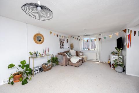 2 bedroom flat for sale, Lewes Road, Forest Row RH18