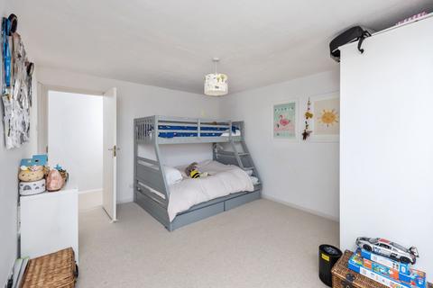 2 bedroom flat for sale, Lewes Road, Forest Row RH18