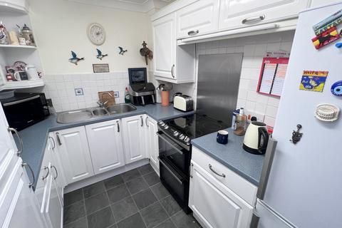 1 bedroom apartment for sale, Moorside Road, West Moors, Ferndown, BH22