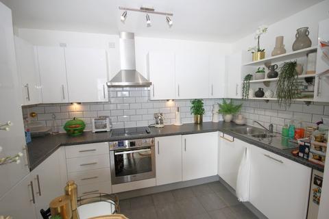 2 bedroom flat for sale, 1 Albemarle Road, Beckenham, BR3