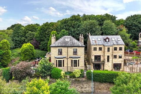 4 bedroom detached house for sale, Wakefield Road, Stalybridge, Greater Manchester, SK15