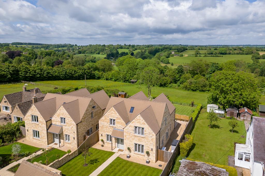 Oakwood House, Chedworth, GL54 4 NQ, for sale...