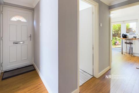 20 Kelvin Close, Epsom, KT19 9JE
