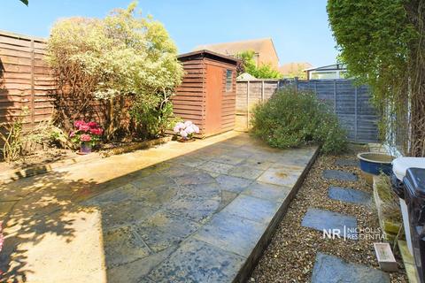 20 Kelvin Close, Epsom, KT19 9JE