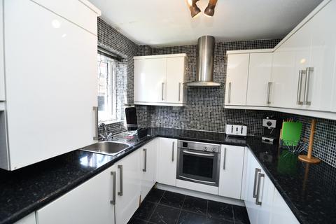 5 Fairbrook Drive, Salford, M6 5PA