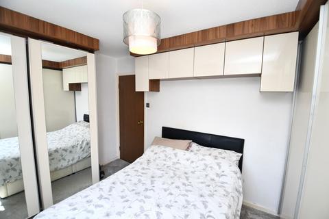 5 Fairbrook Drive, Salford, M6 5PA