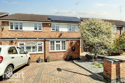 3 bedroom semi-detached house for sale, Burghley Close, Stevenage