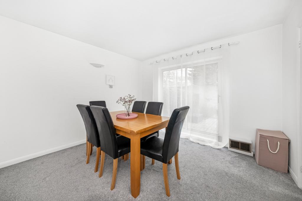 Living/Dining Room