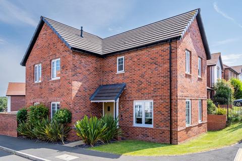 4 bedroom detached house for sale, Canyon Meadow, Worksop, S80