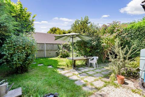 2 bedroom semi-detached bungalow for sale, Fern Close, Hawkinge, Folkestone, CT18