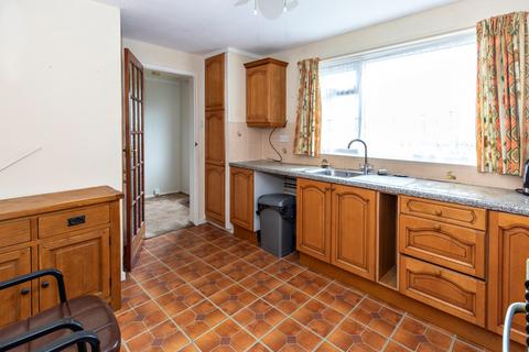 2 bedroom terraced house for sale, Ensbury Avenue