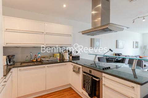 2 bedroom apartment to rent, Theobalds Road,  City WC1X