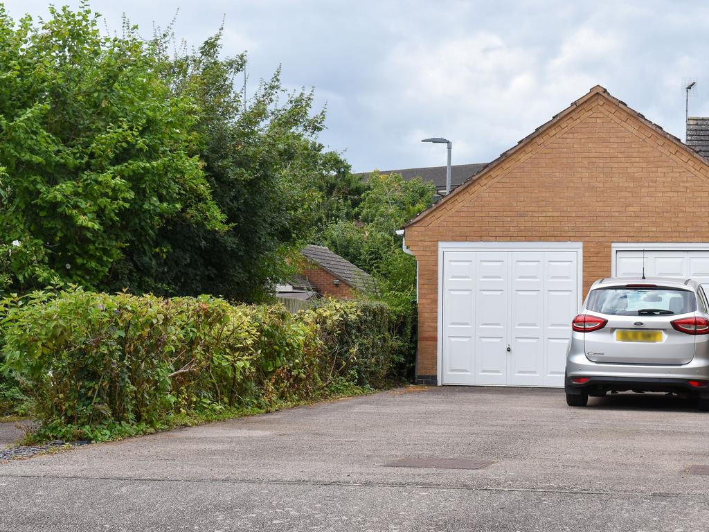 Driveway &amp; Garage