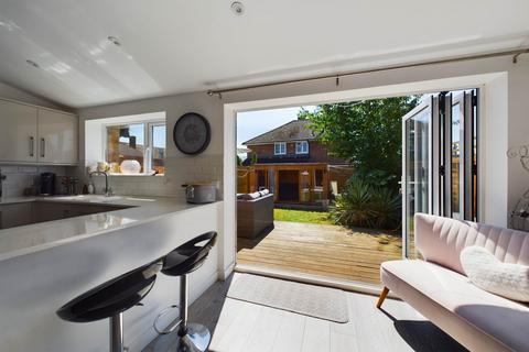 64 Ellingham Road, Hemel Hempstead, HP2 5LJ
