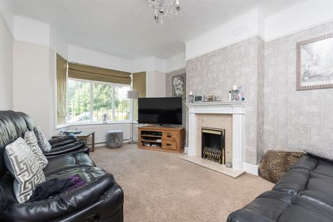 4 bedroom semi-detached house for sale, Wrotham Road, Gravesend, Kent