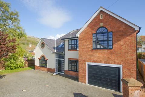 4 bedroom detached house for sale, Vicarage Avenue, Llandudno LL30