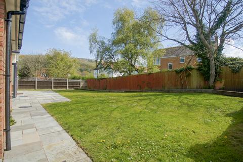 4 bedroom detached house for sale, Vicarage Avenue, Llandudno LL30