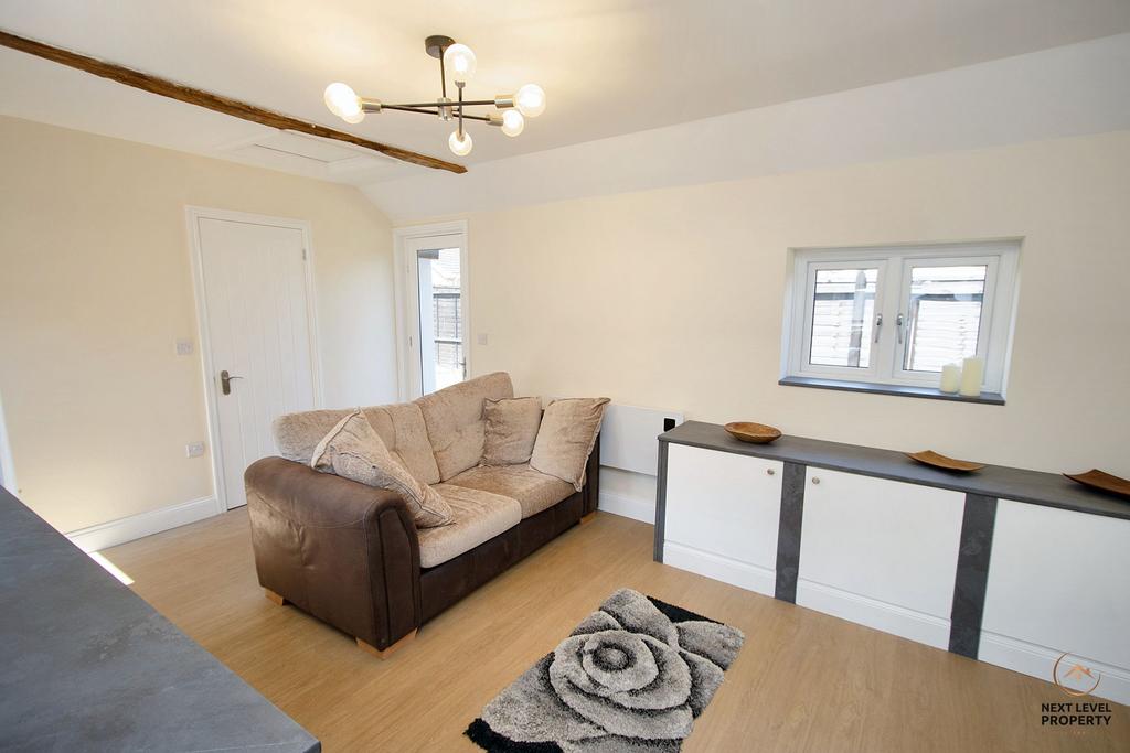Kitchen/Living area