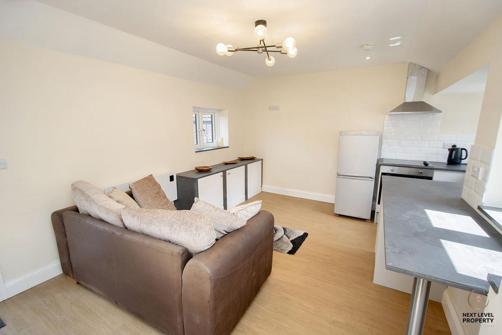 Kitchen/Living area