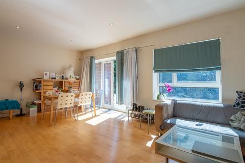 2 bedroom flat for sale, Western Road, Leicester LE3