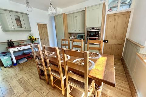 59 Swansea Road, Pontardawe, Swansea, SA8 4AL